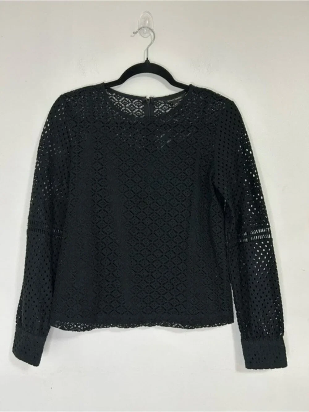 Banana Republic XS Navy Eyelet Lace Blouse & Black Lace Top Bundle Romantic